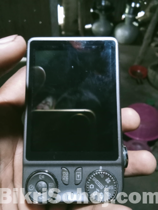 fujifilm 14 megapixel camera